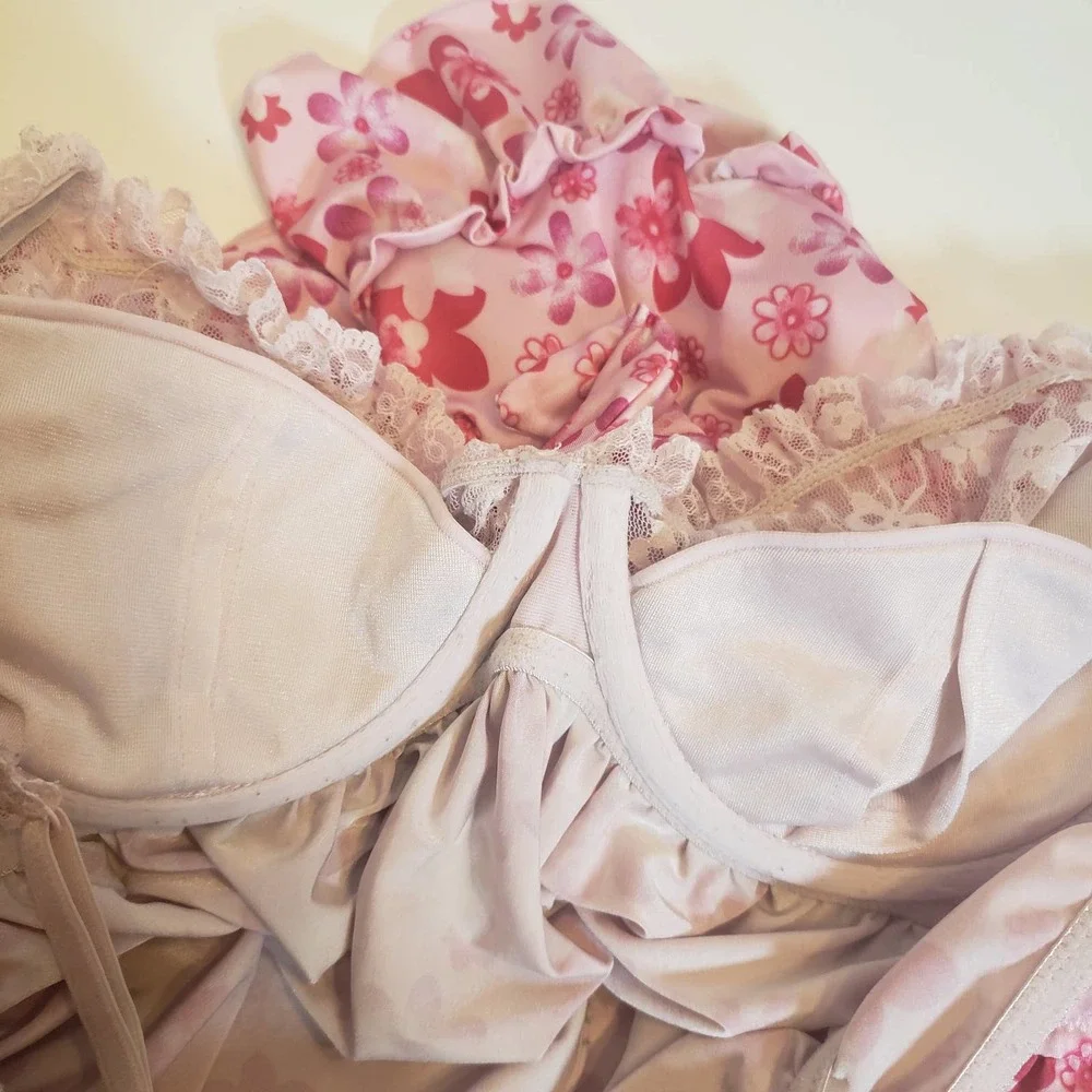 Victoria's Secret Pink Floral Baby Doll Sz L Bra Lace Y2K Fembot Ruffle 60s - Picture 5 of 9